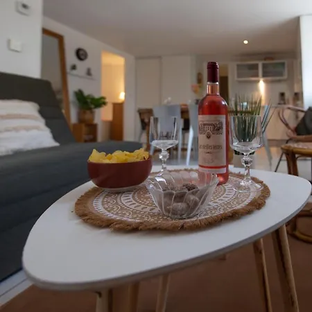 Apartment Essey-st Boheme 6 Pers Parking En Souplex *